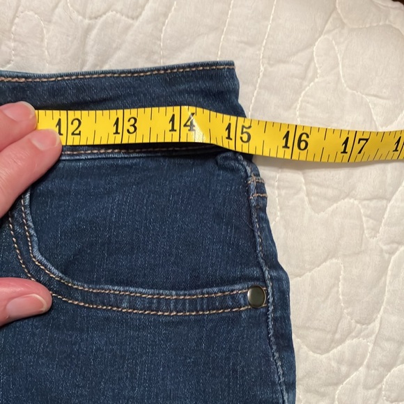 Kim Roger’s brand shorts - Picture 4 of 7